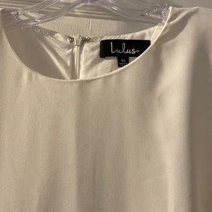 XL Lulu dress tied on the side. Worn once for rehearsal dinner.